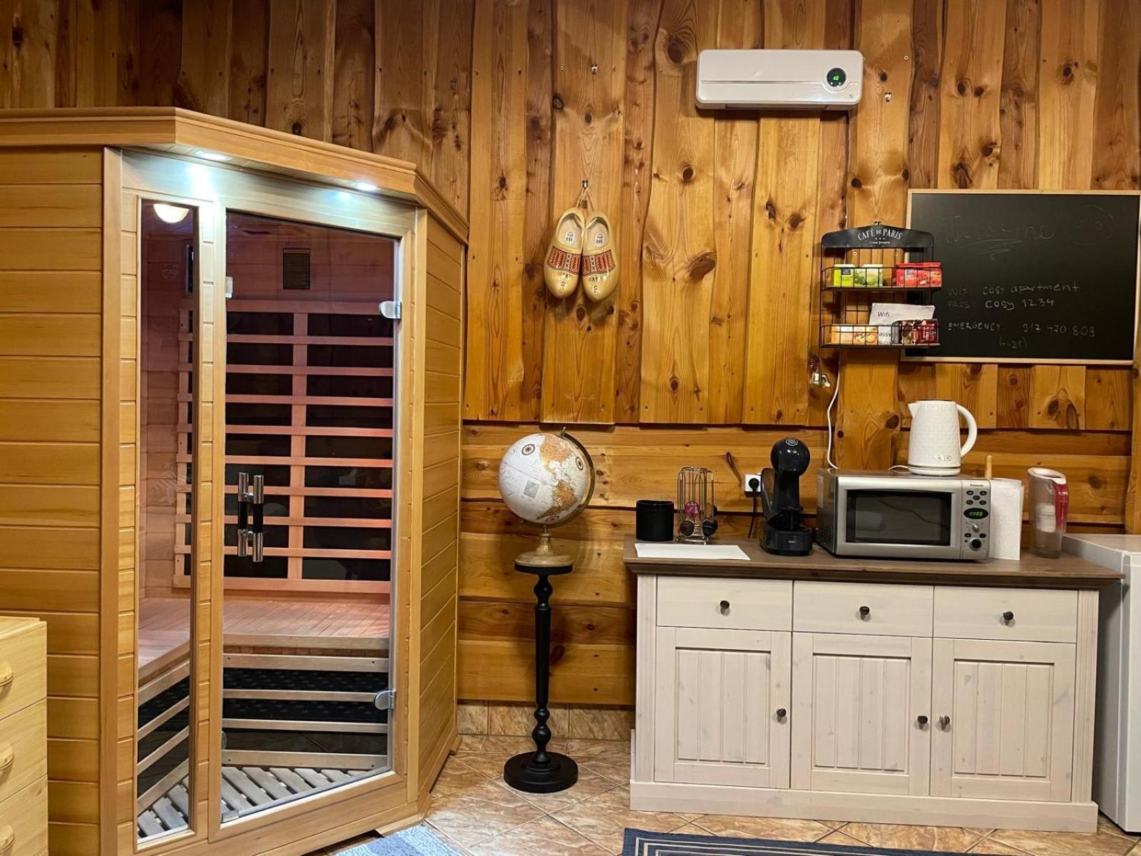 Cosy Apartment In Family Compound Turany 외부 사진